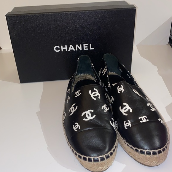 Slight Wear Chanel Espadrilles size 41 - 100% authentic - Picture 6 of 7